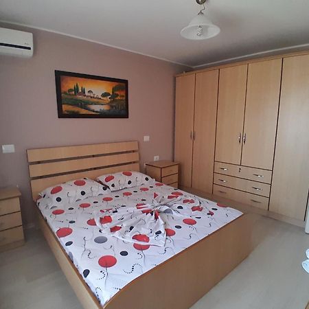 Cufaj Apartaments Shkodra ภายนอก รูปภาพ