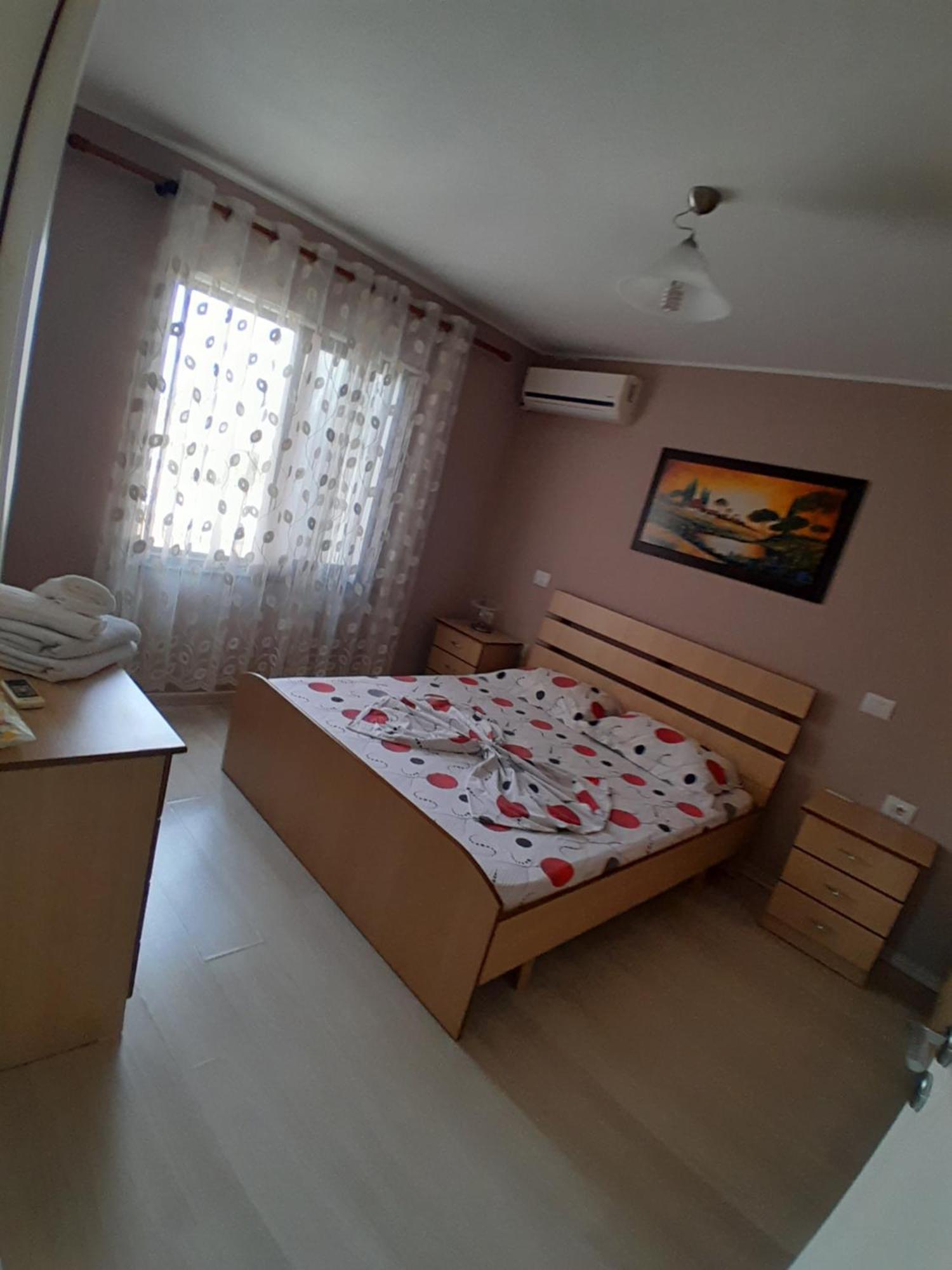 Cufaj Apartaments Shkodra ภายนอก รูปภาพ