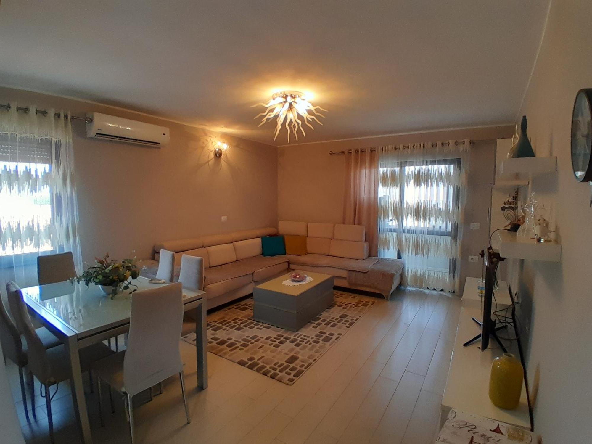 Cufaj Apartaments Shkodra ภายนอก รูปภาพ